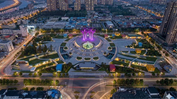 谷雨催人进 城更传喜报——富联娱乐集团成功中标霍邱县人民广场邻里中心项目